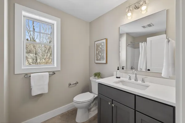 $795,000 | 152 Owls Nest Road, Portland, ME 04102