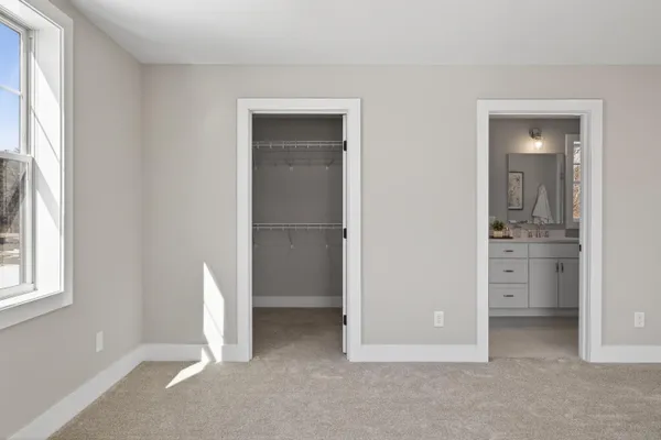 $795,000 | 152 Owls Nest Road, Portland, ME 04102