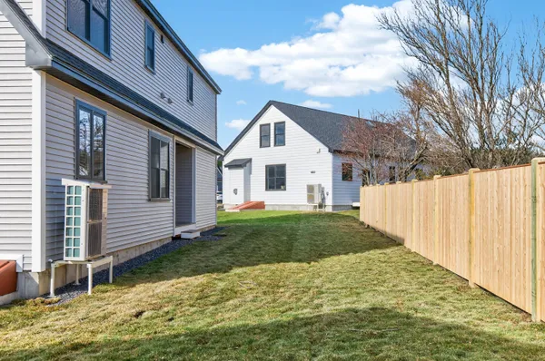 $795,000 | 152 Owls Nest Road, Portland, ME 04102