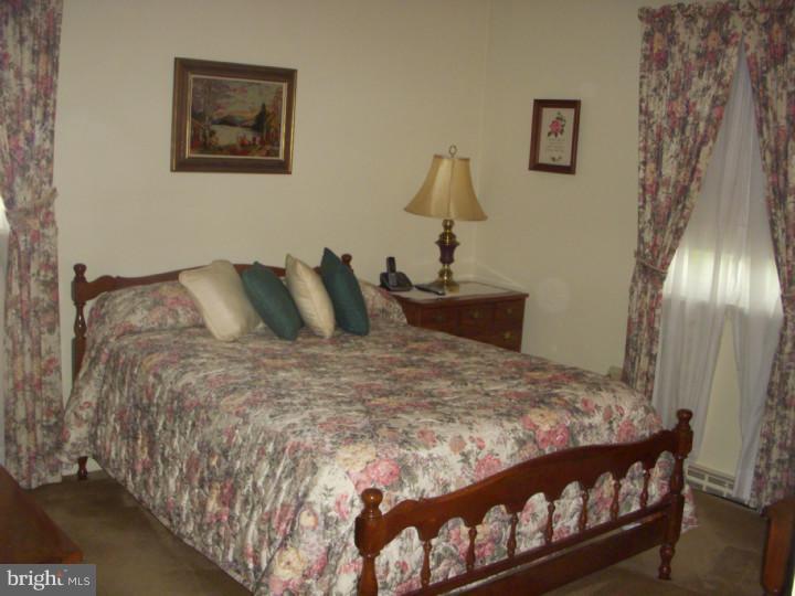 641 Klockner Road Hamilton, NJ 08619 - Photo 10 of 15 Bedroom 2