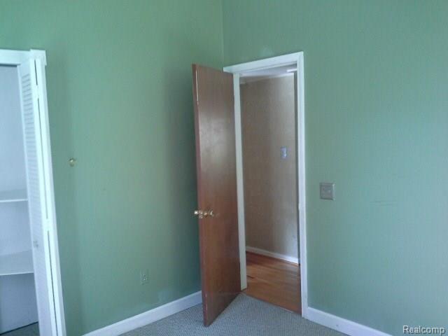 5231 Westview Road Clarkston, MI 48346 - Photo 13 of 15 20140916_102353.jpg