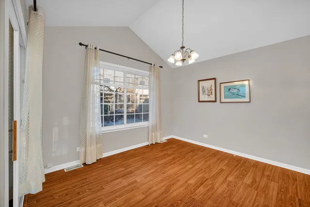 $325,000 | 2357 Twilight Drive, Aurora, IL 60503