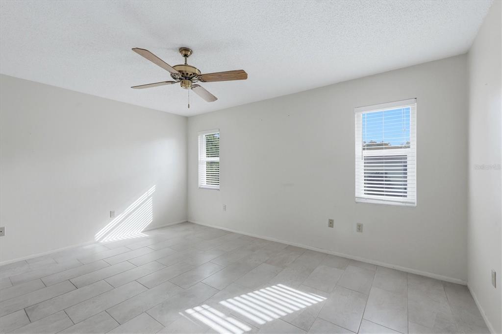255 Rigel Road Venice, FL 34293 - Photo 8 of 52