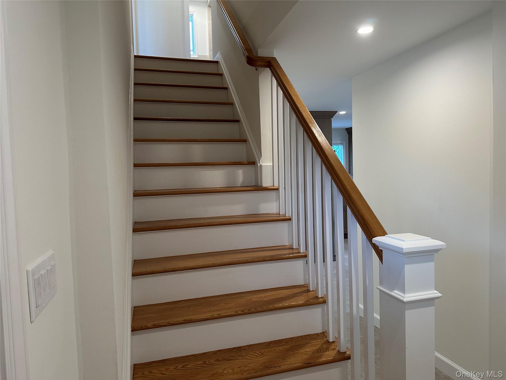 32 Marwood Road South, Unit A Port Washington, NY 11050 - Photo 9 of 14