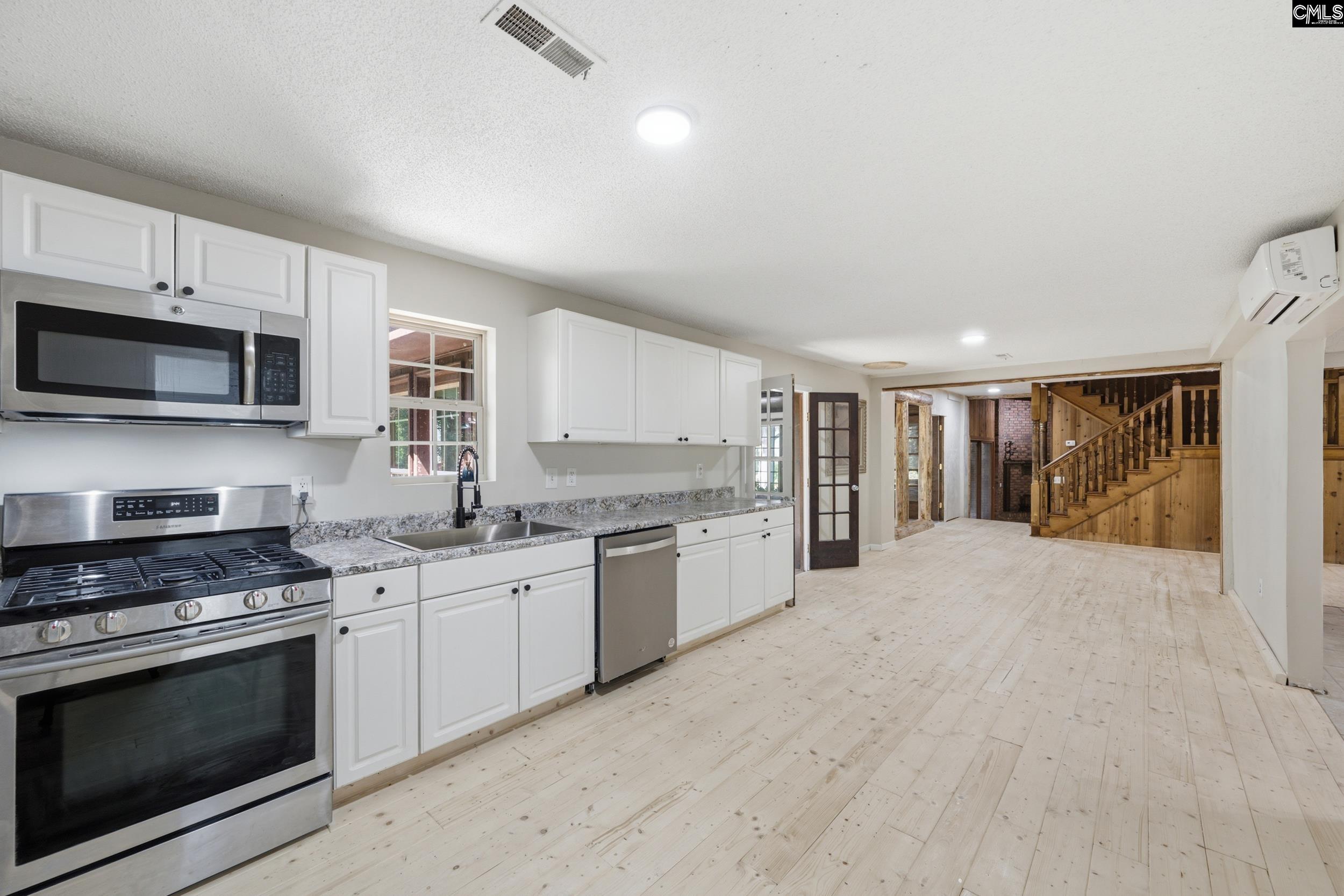 947 Ben Franklin Road Gilbert, SC 29054 - Photo 13 of 60