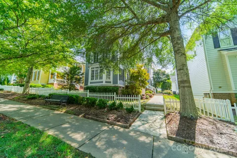 $749,000 | 720 Shady Grove Crossing, Fort Mill, SC 29708