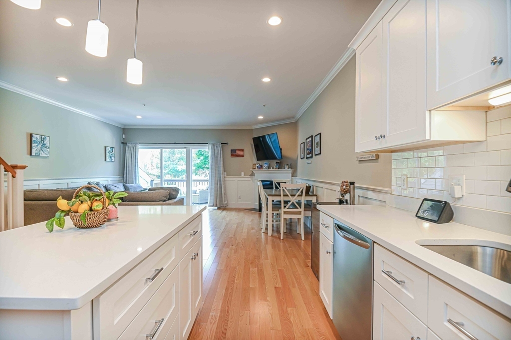 74 Cox Street, Unit 8 Hudson, MA 01749 - Photo 6 of 27