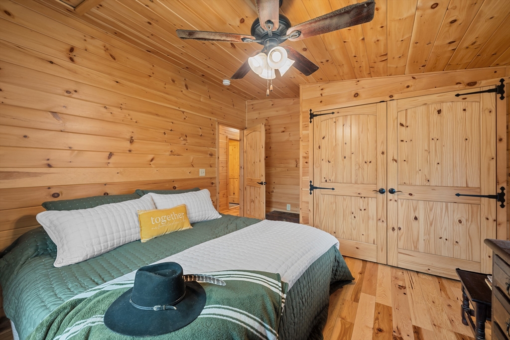 22 Carpenter Road Dudley, MA 01571 - Photo 18 of 32