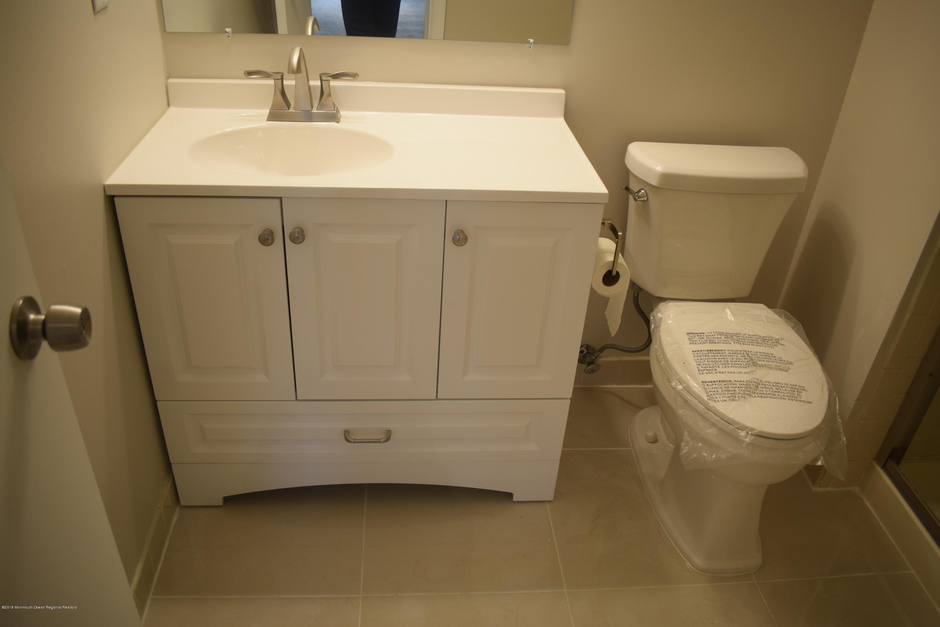 225 Tulip Lane Freehold, NJ 07728 - Photo 11 of 13 DSC_1247