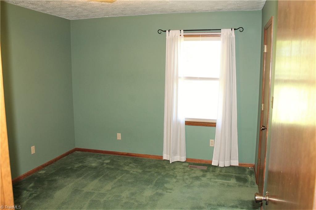 905 Sink Road Lexington, NC 27295 - Photo 11 of 30 Gallery Image 11