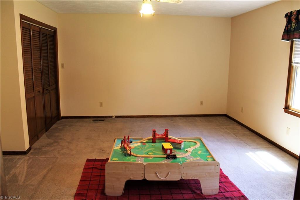 905 Sink Road Lexington, NC 27295 - Photo 13 of 30 Gallery Image 13