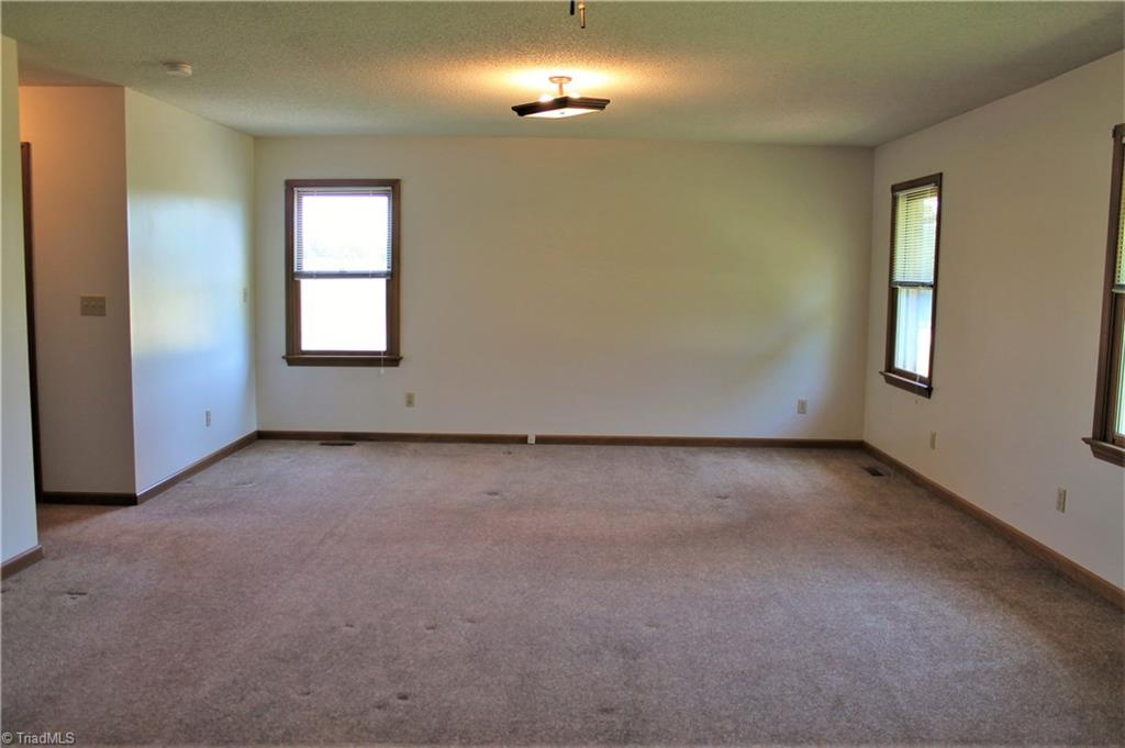 905 Sink Road Lexington, NC 27295 - Photo 14 of 30 Gallery Image 14