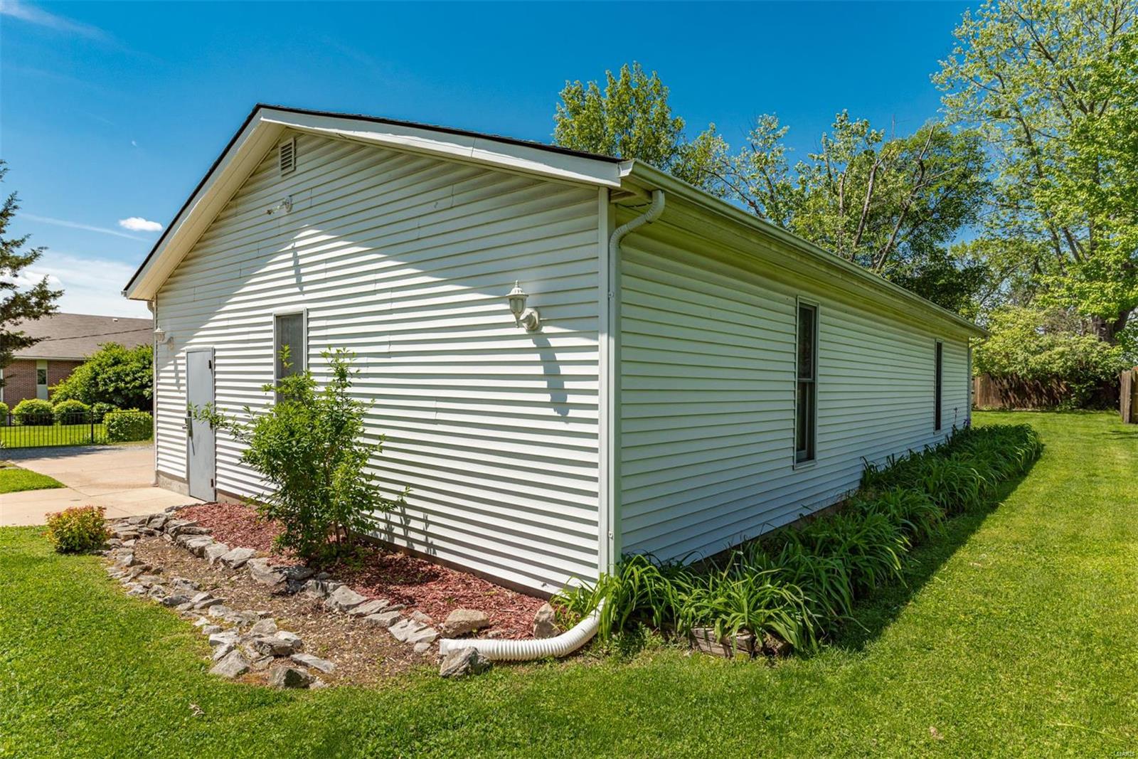 9625 Sappington Road St. Louis, MO 63126 - Photo 9 of 38 Gallery Image 9