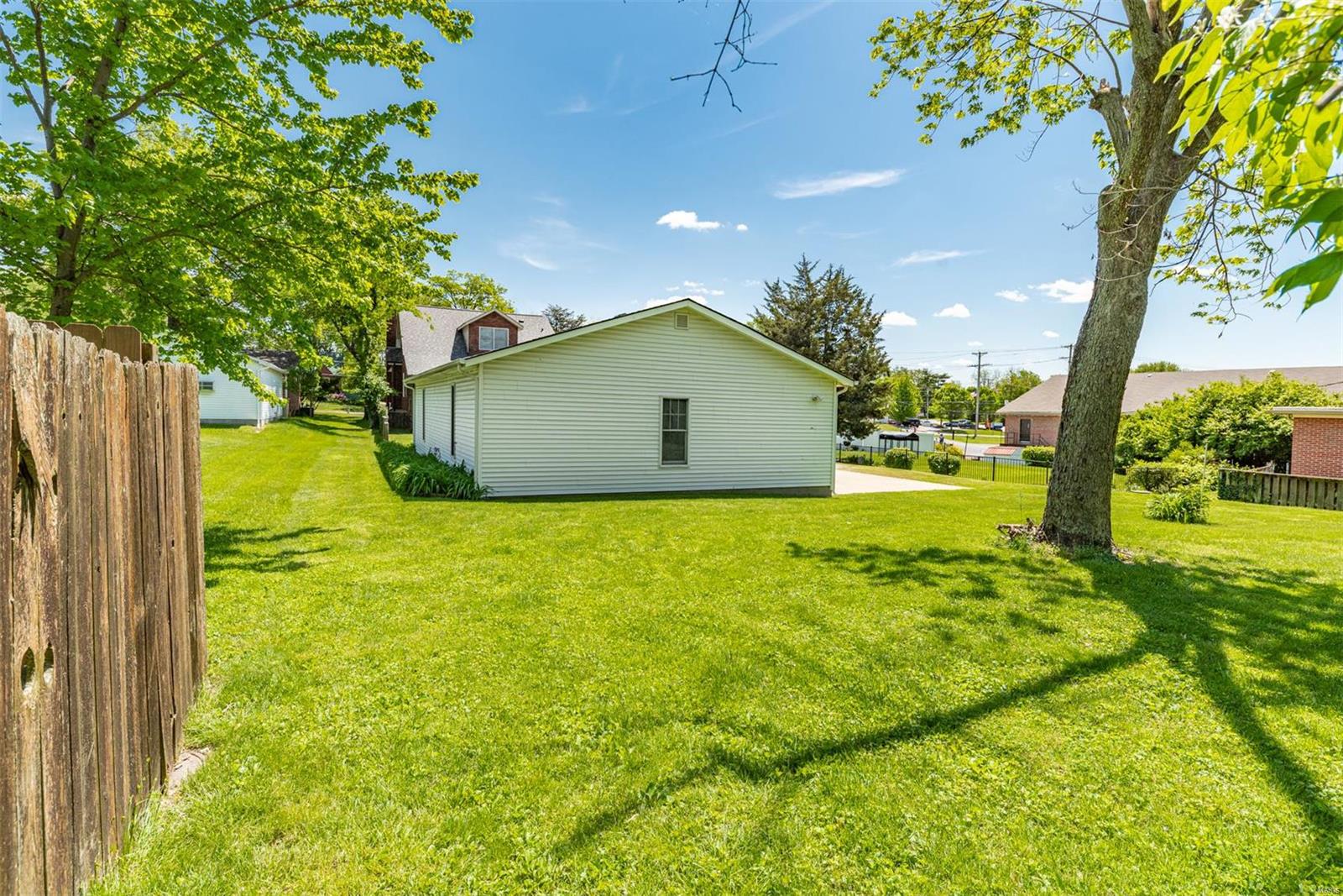 9625 Sappington Road St. Louis, MO 63126 - Photo 10 of 38 Gallery Image 10