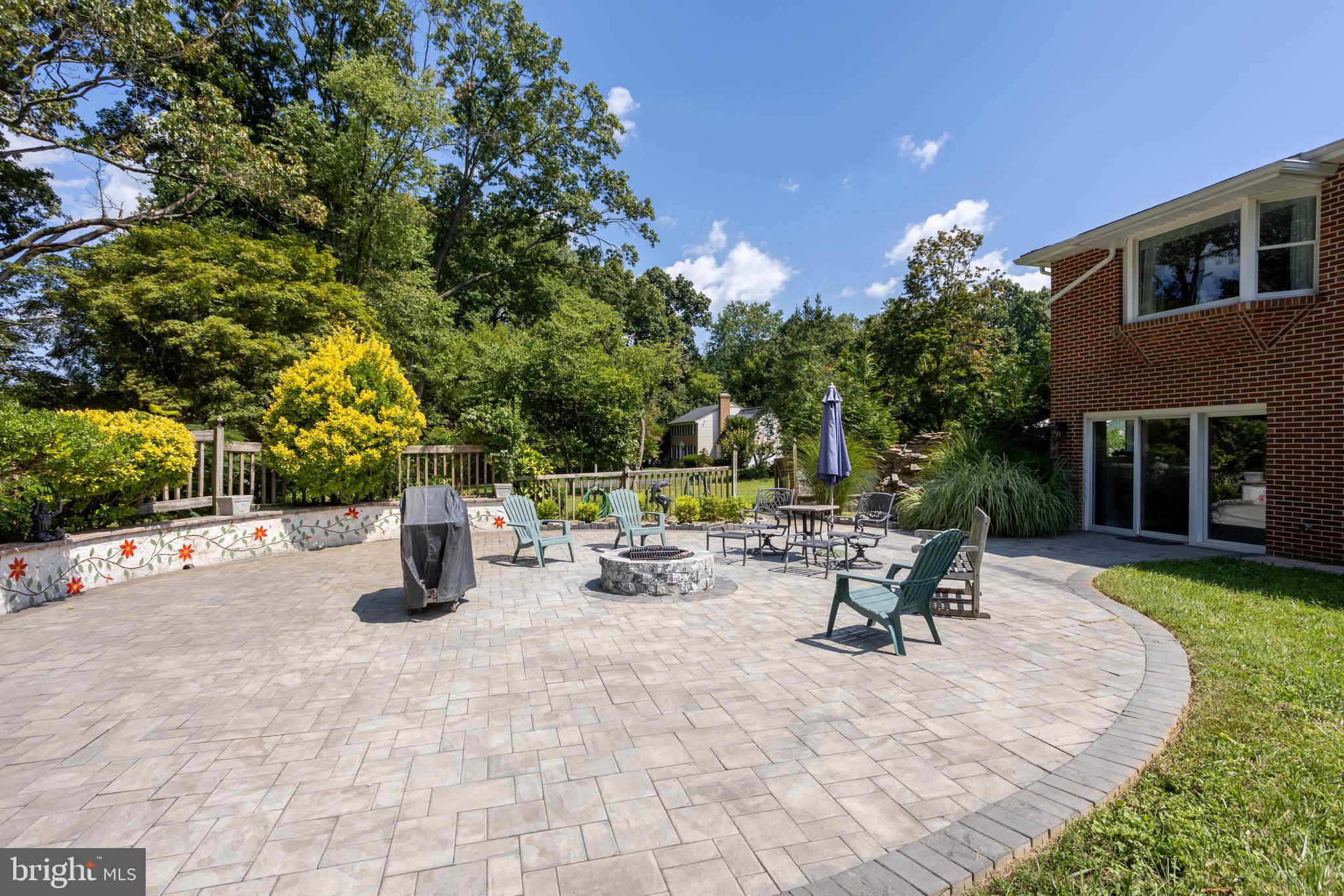 13829 Manor Glen Road Baldwin, MD 21013 - Photo 72 of 82 Round Stone Patio