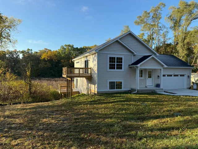 $389,900 | 1860 Kreft Street Northeast, Grand Rapids, MI 49525