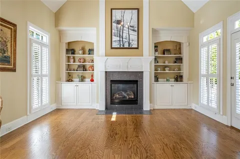 $985,000 | 1176 Bluffhaven Way Northeast, Brookhaven, GA 30319