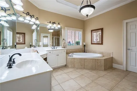 $985,000 | 1176 Bluffhaven Way Northeast, Brookhaven, GA 30319