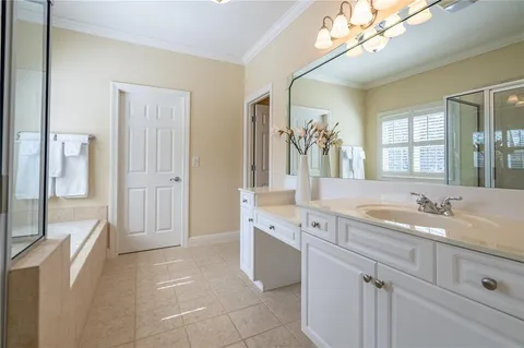 $985,000 | 1176 Bluffhaven Way Northeast, Brookhaven, GA 30319