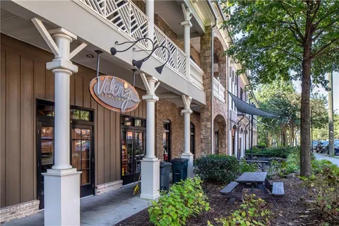 $985,000 | 1176 Bluffhaven Way Northeast, Brookhaven, GA 30319