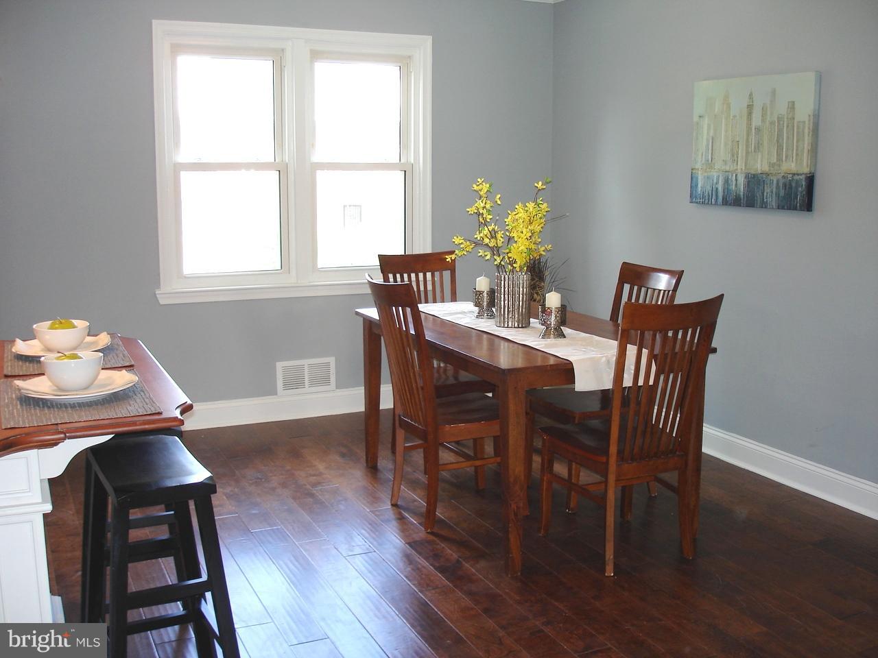 4626 Coleherne Road Baltimore, MD 21229 - Photo 7 of 30 GORGEOUS ENGINEERED WOOD FLOORS