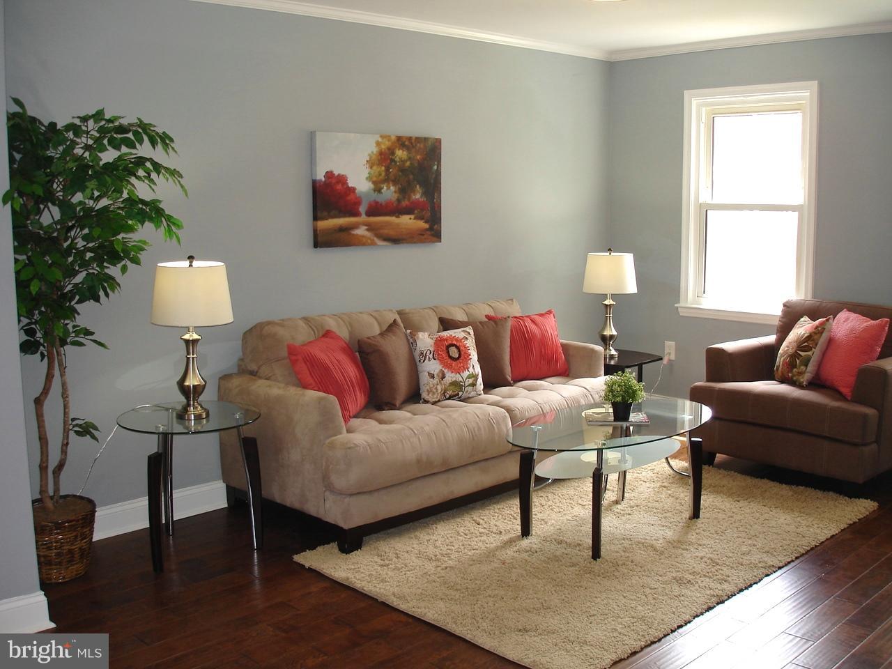 4626 Coleherne Road Baltimore, MD 21229 - Photo 10 of 30 OPEN CONCEPT MAIN LEVEL