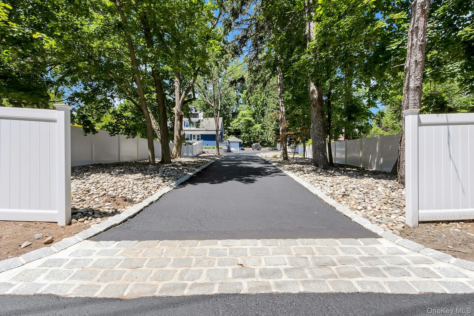 938 Rte 9W Congers, NY 10920 - Photo 38 of 48 Beautiful pavers