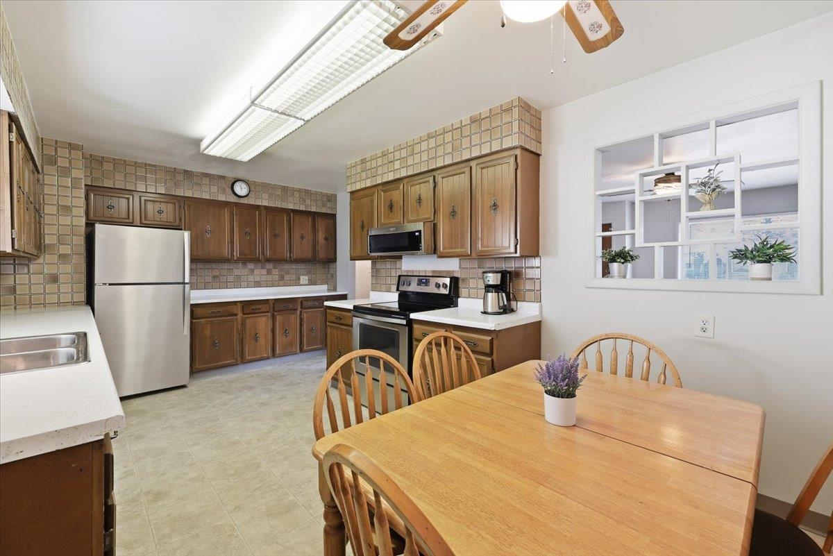 5407 North Cannon Street Spokane, WA 99205 - Photo 10 of 32