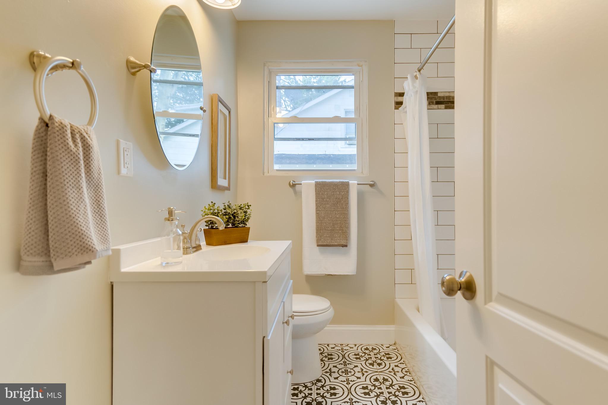 5615 Pilgrim Road Baltimore, MD 21214 - Photo 13 of 28 Gallery Image 13