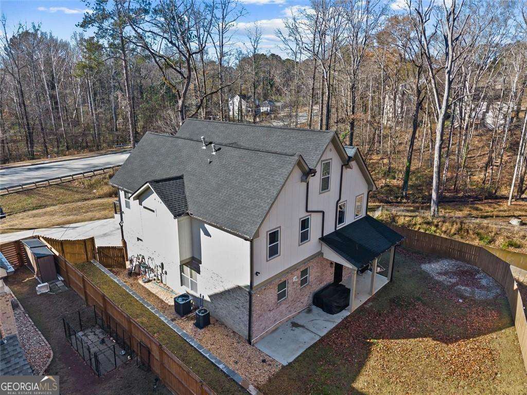 658 Rockbridge Road Northwest Lilburn, GA 30047 - Photo 2 of 51
