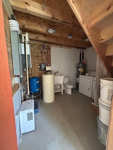 $399,900 | 911 Mississippi Lane, Brownsville, MN 55919