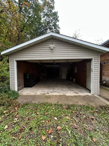 $399,900 | 911 Mississippi Lane, Brownsville, MN 55919