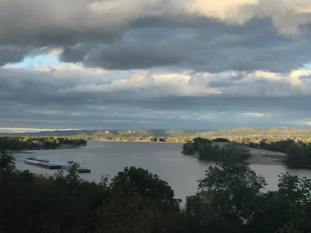 $399,900 | 911 Mississippi Lane, Brownsville, MN 55919