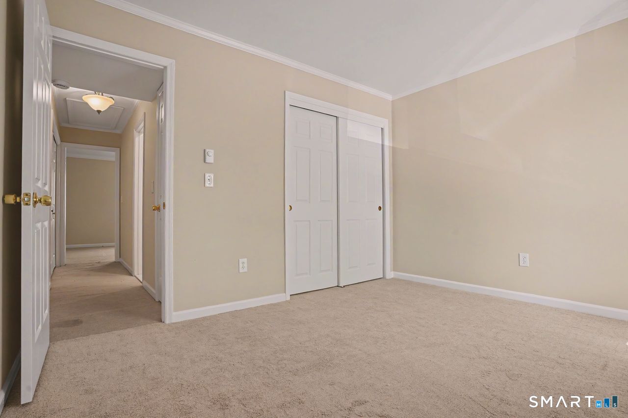 20 East Pembroke Road, Unit 28 Danbury, CT 06811 - Photo 20 of 24