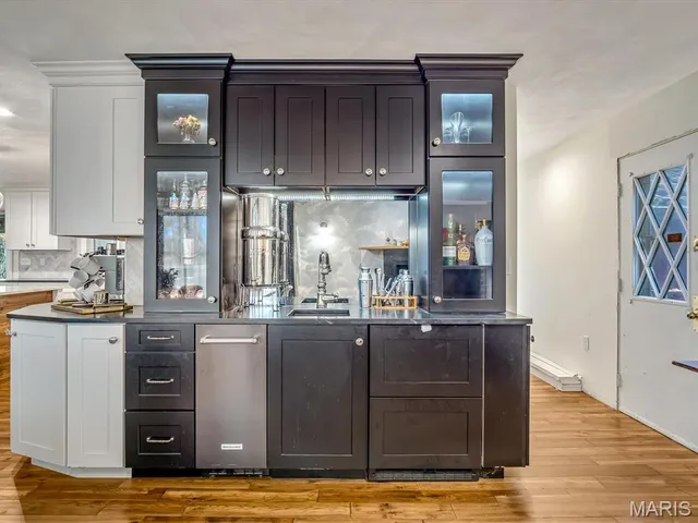 $500,000 | 1010 Shawnee Road, Greenville, IL 62246