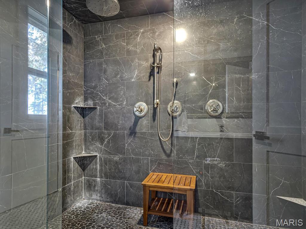 1010 Shawnee Road Greenville, IL 62246 - Photo 25 of 41