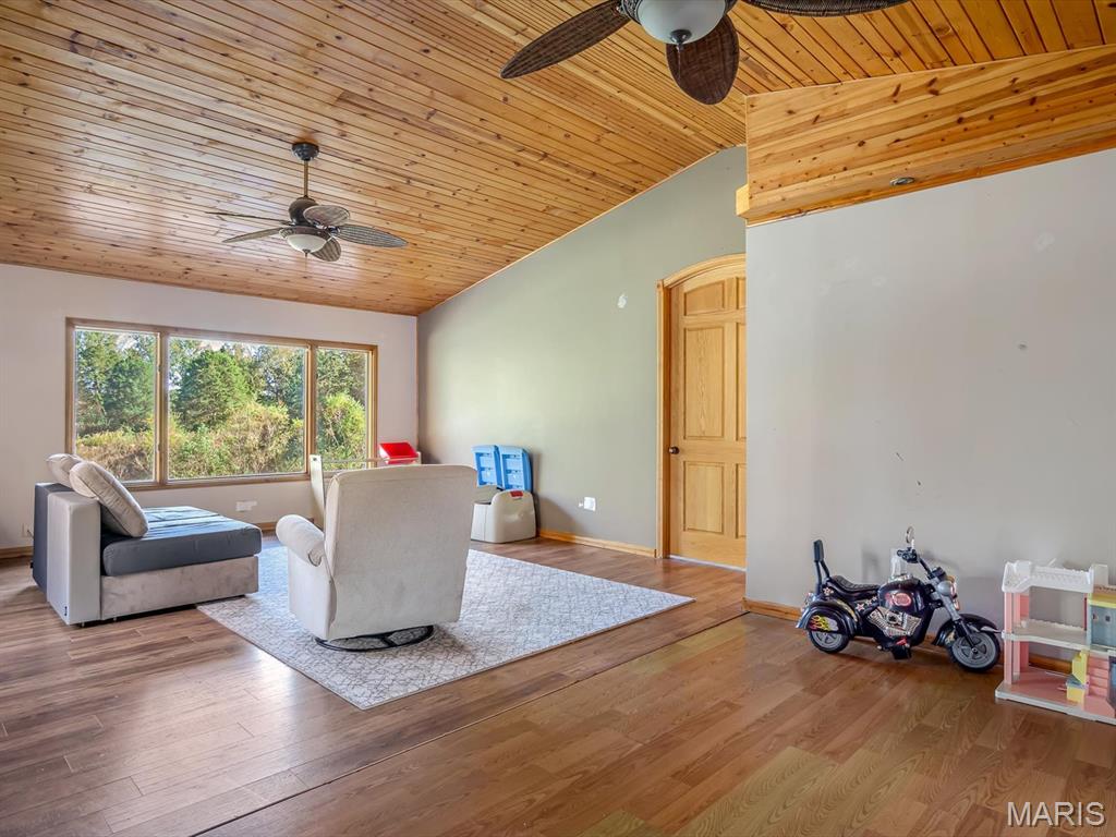 1010 Shawnee Road Greenville, IL 62246 - Photo 28 of 41