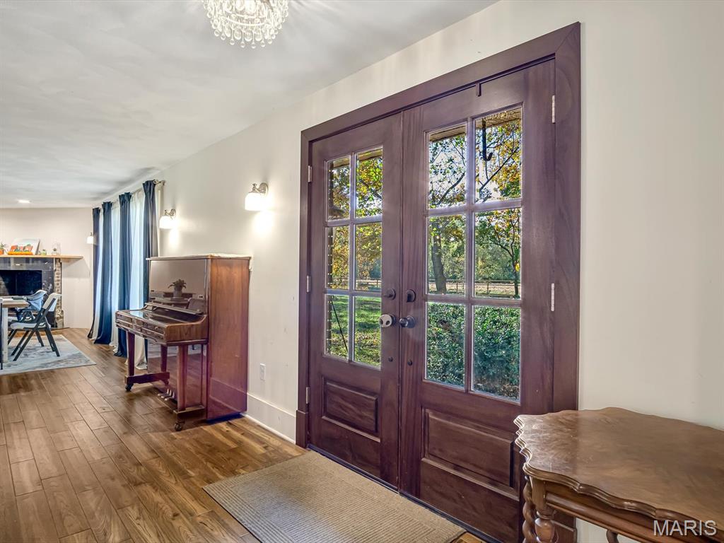 1010 Shawnee Road Greenville, IL 62246 - Photo 8 of 41