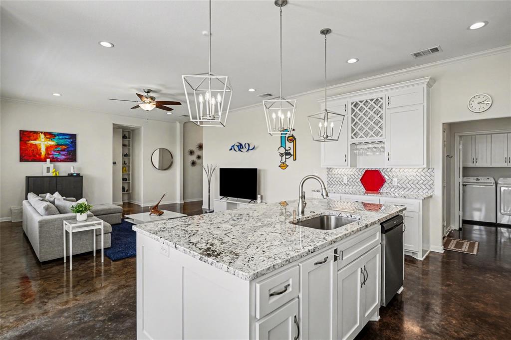 2425 South 16th Street Waco, TX 76706 - Photo 11 of 33