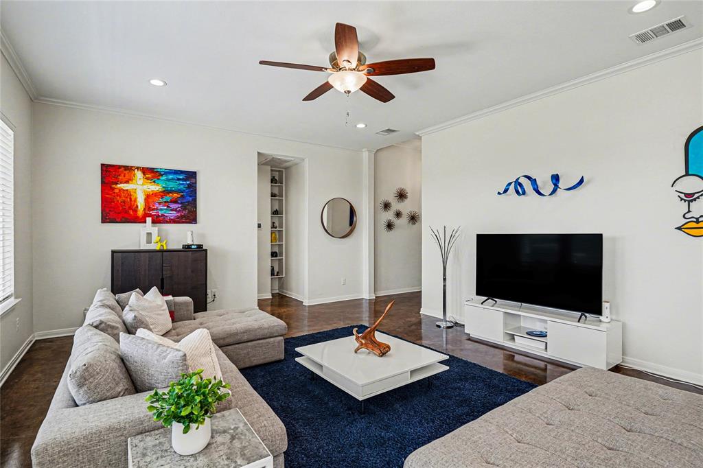 2425 South 16th Street Waco, TX 76706 - Photo 4 of 33