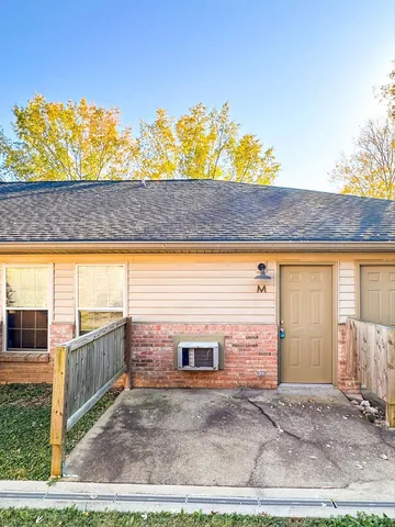 $795 | 100 Ballygar Street, Unit M, Clarksville, TN 37043