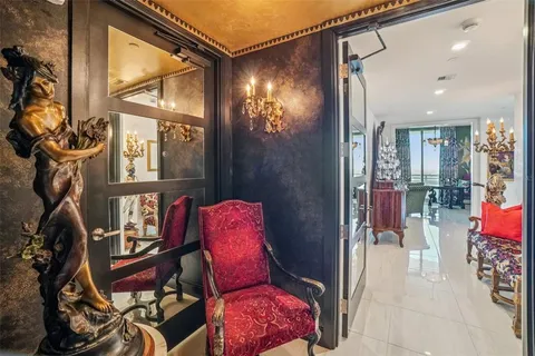 $2,999,000 | 3401 Bayshore Boulevard, Unit 1704, Tampa, FL 33629