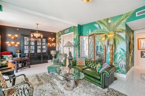 $2,999,000 | 3401 Bayshore Boulevard, Unit 1704, Tampa, FL 33629