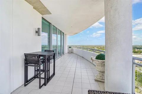 $2,999,000 | 3401 Bayshore Boulevard, Unit 1704, Tampa, FL 33629