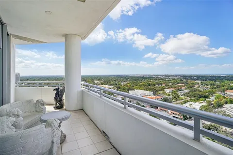 $2,999,000 | 3401 Bayshore Boulevard, Unit 1704, Tampa, FL 33629