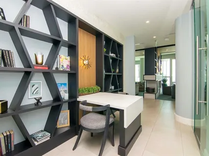 $2,999,000 | 3401 Bayshore Boulevard, Unit 1704, Tampa, FL 33629