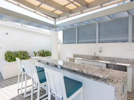 $2,999,000 | 3401 Bayshore Boulevard, Unit 1704, Tampa, FL 33629