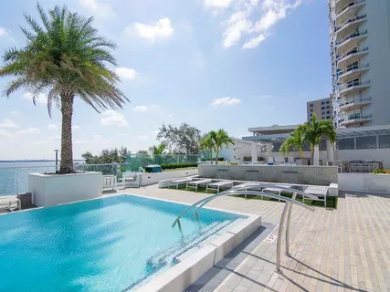 $2,999,000 | 3401 Bayshore Boulevard, Unit 1704, Tampa, FL 33629