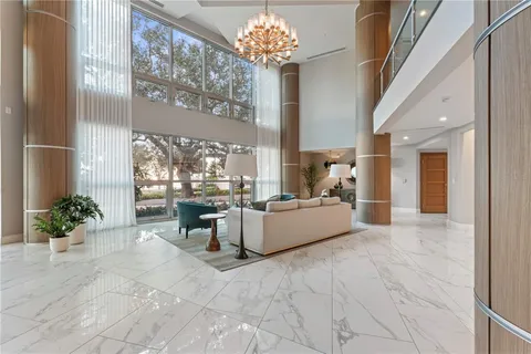 $2,999,000 | 3401 Bayshore Boulevard, Unit 1704, Tampa, FL 33629