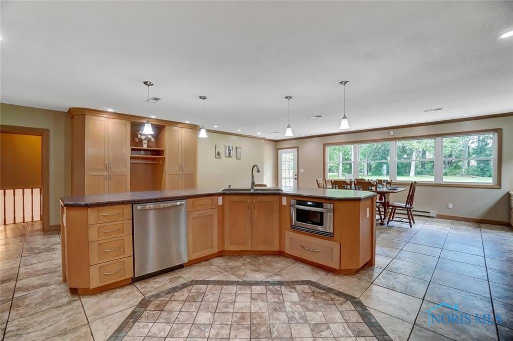 8208 South River Road Waterville, OH 43566 - Photo 14 of 50 Gallery Image 14